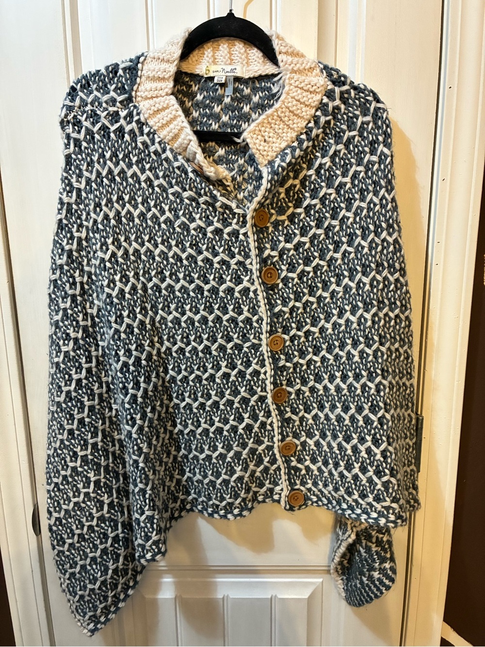 Simply Noelle Navy & Cream Chunky Button-Front Shawl Cardigan